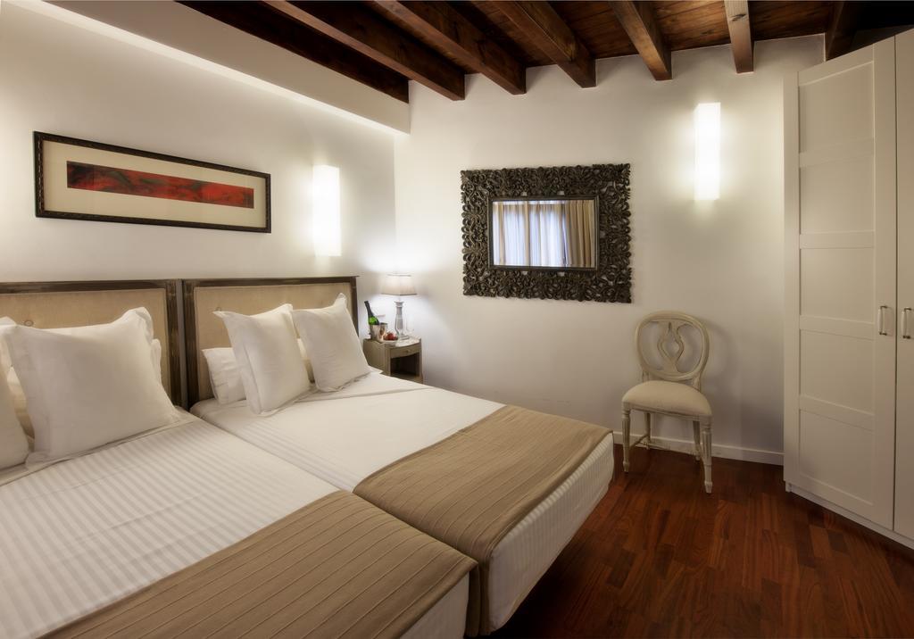 Apartamentos Abad Toledo Zimmer foto